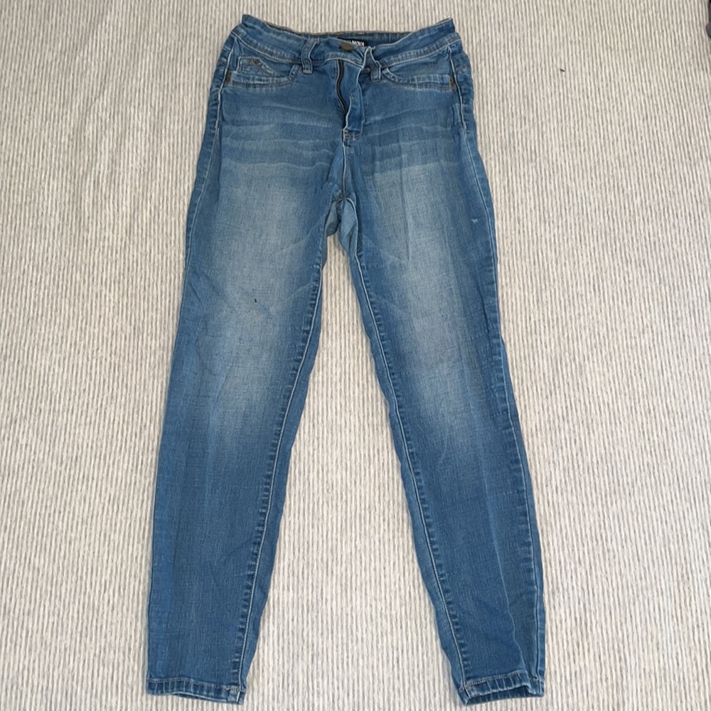 Fashion Nova blue jeans
